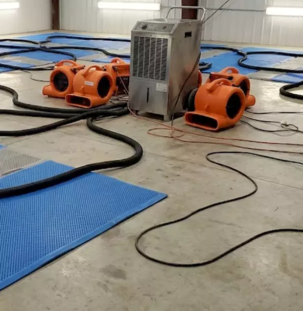 Why Stilwell Homeowners and Businesses Choose Stilwell Restoration Pro for Wet Carpet Removal?